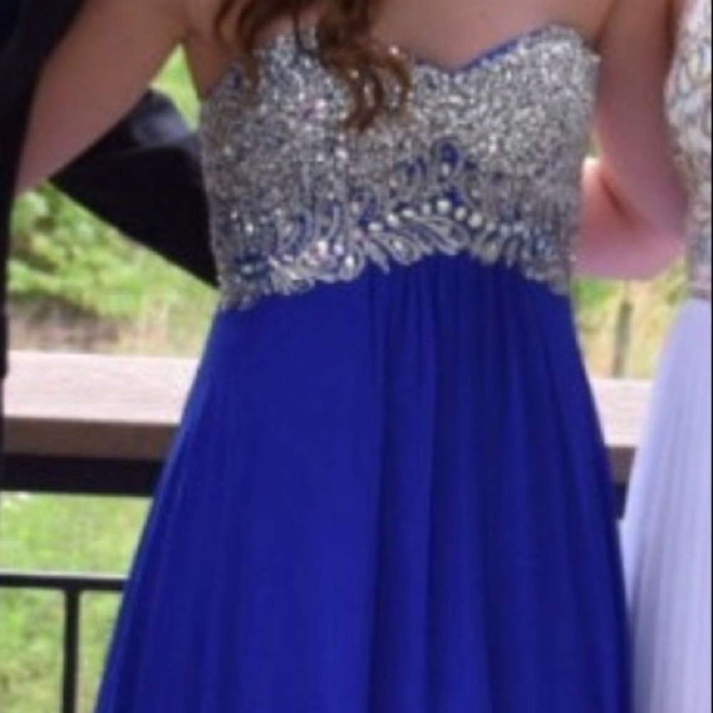 Strapless ball gown - Picture 3 of 3